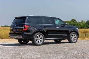 Ford Expedition Suspension Lift Kit - Front - Rough Country - 1 Inch Leveling Kit - '18-'23